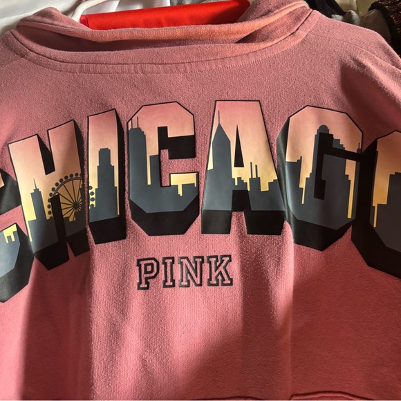 VS PINK 1/2 button up sweatshirt “CHICAGO” - Picture 5 of 5